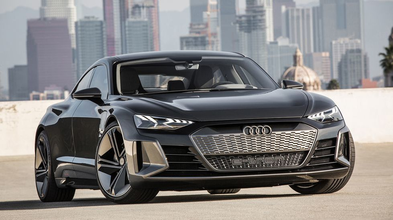 Illustration for article titled The 2020 Audi E-Tron GT Concept Is an Incredibly Handsome 590 HP Electric